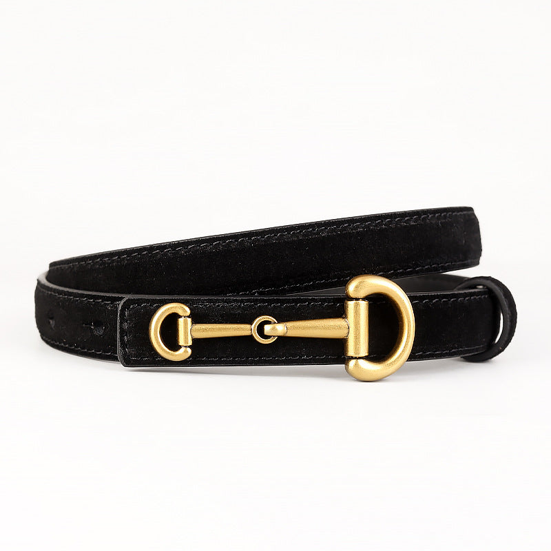 Ceinture fine pour femme Ariane en cuir suédé noir avec boucle ardillon dorée inspirée d'un mors de cheval