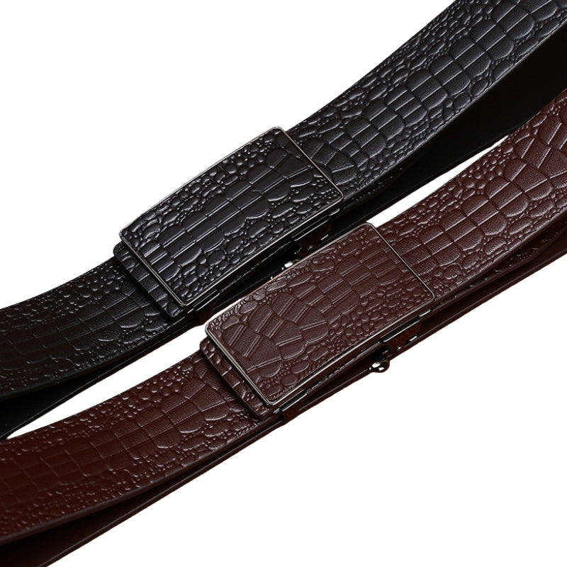 Ceinture Barthélemy en cuir pleine fleur avec motif crocodile embossé, boucle automatique rectangulaire noire, disponible en noir et marron.