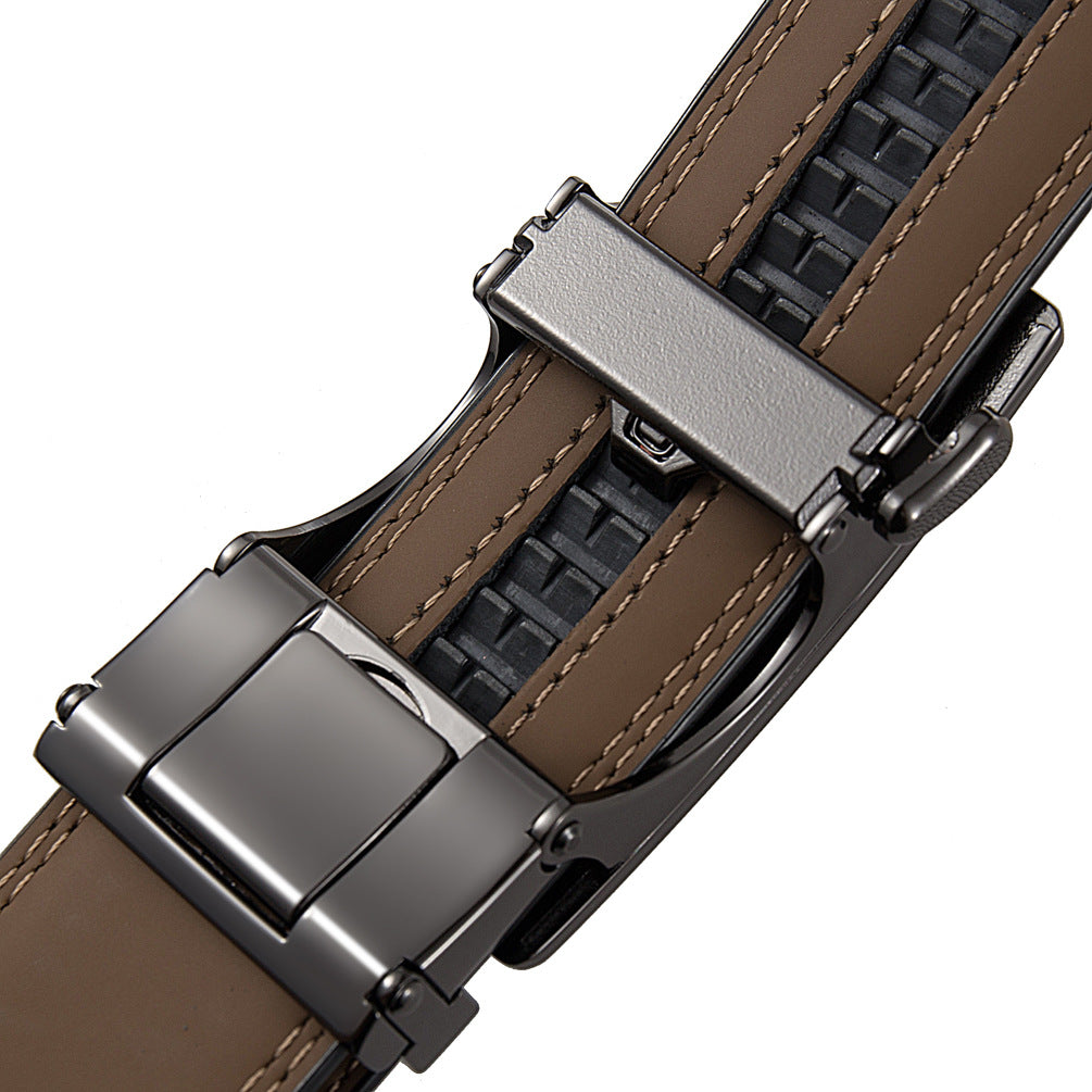 Ceinture homme Bastide en cuir marron avec boucle automatique rectangulaire argentée finition canon de fusil et système de réglage sans trous.