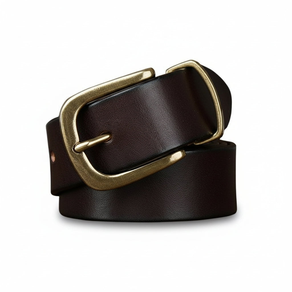 Ceinture Brunor en cuir marron foncé avec boucle ardillon ovale en cuivre doré vieilli. #fullwidth