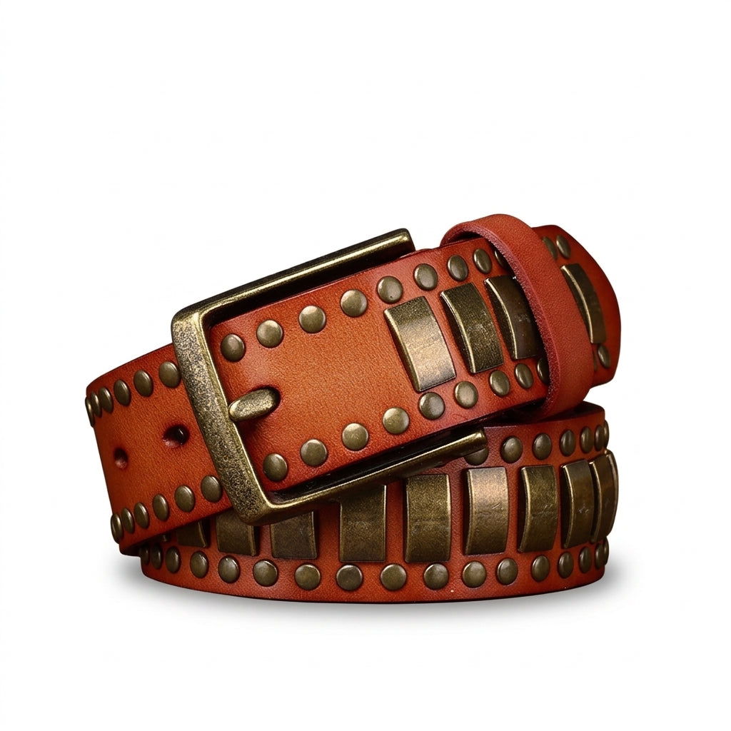 Ceinture pour homme Carnac en cuir de vachette pleine fleur marron avec rivets métalliques et boucle ardillon vintage