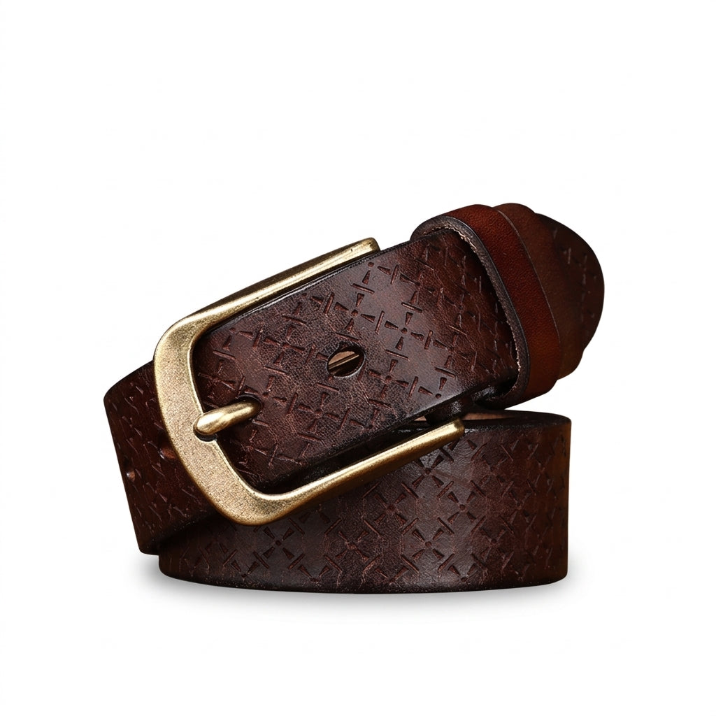 Ceinture homme Chambord en cuir de vachette pleine fleur marron avec motifs géométriques gravés et boucle ardillon en cuivre antique