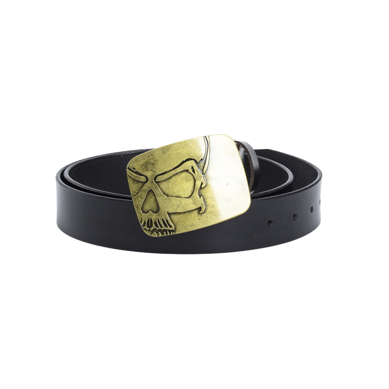 Ceinture homme Clémence en cuir noir avec boucle rectangulaire ornée d'une tête de mort dorée