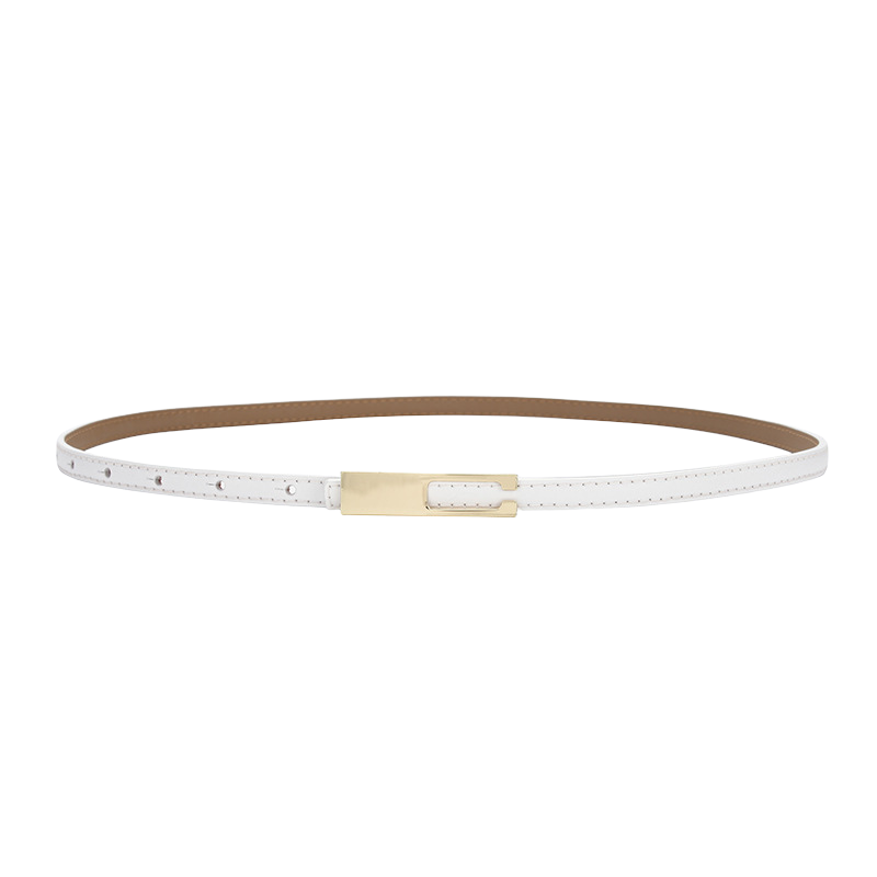 Ceinture femme Désirée blanche en cuir de vachette refendu avec boucle dorée rectangulaire et système d'enclenchement invisible.