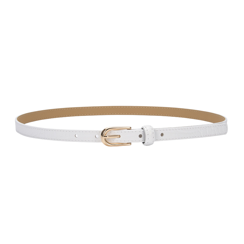 Ceinture fine blanche pour femme, modèle Élégante, en cuir refendu avec texture crocodile et boucle ardillon dorée. Largeur 1,4 cm.