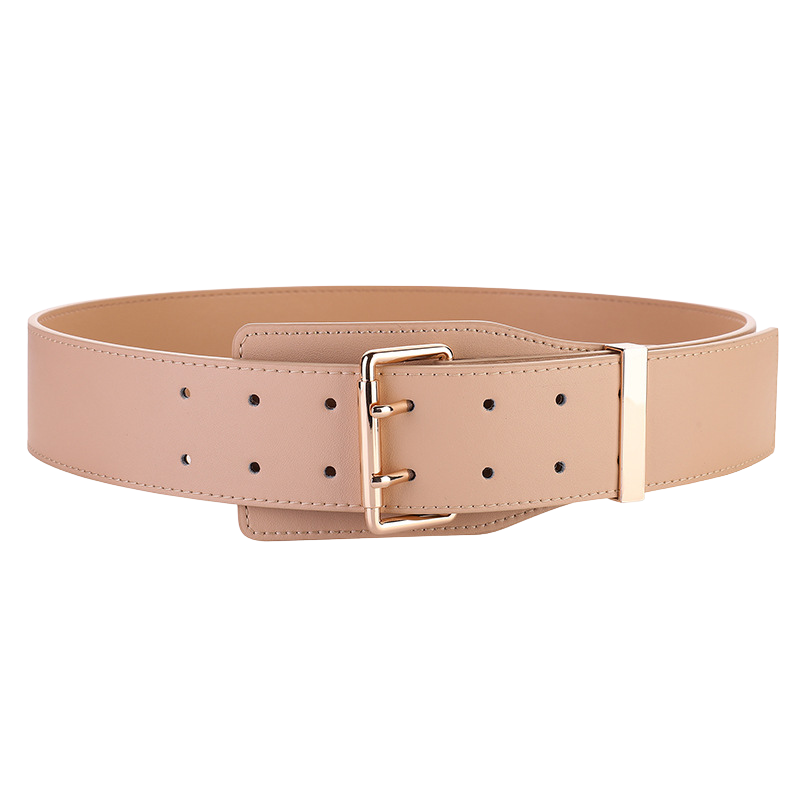 Ceinture beige pour femme, modèle Essence, en cuir refendu avec traitement daim lisse. Largeur de 6,5 cm, elle est dotée d'une boucle rectangulaire dorée à double ardillon.