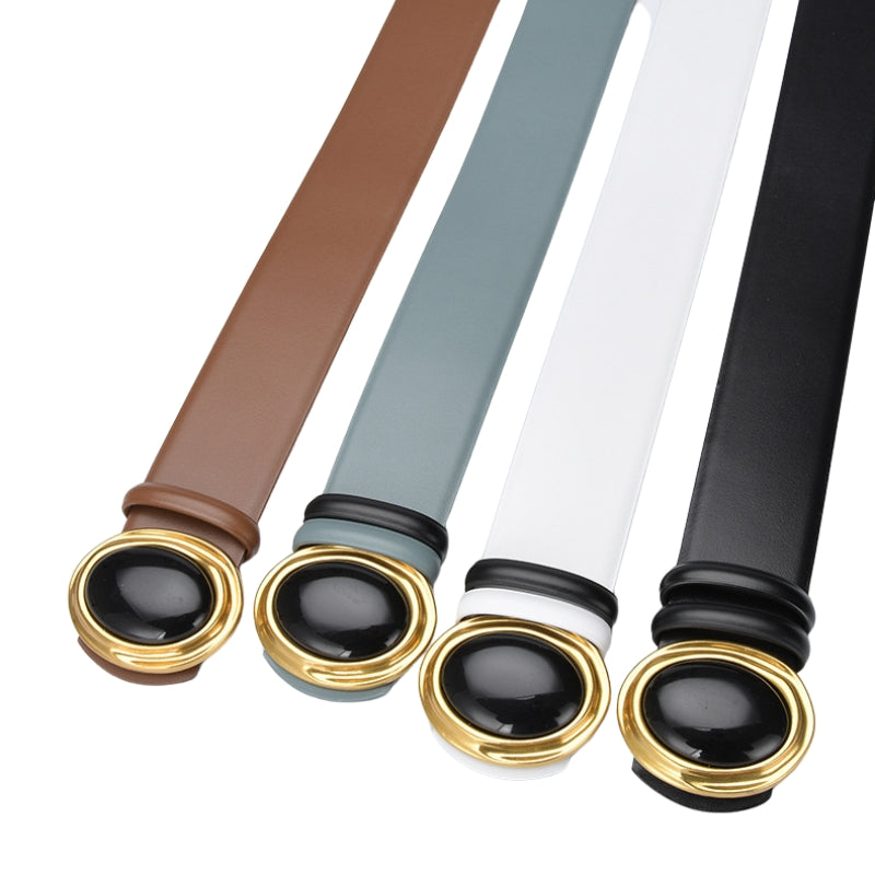 Ceinture Estelle pour femme en cuir de vachette refendu, disponible en marron, gris, blanc et noir, avec une boucle ovale dorée ornée d'une pierre noire.