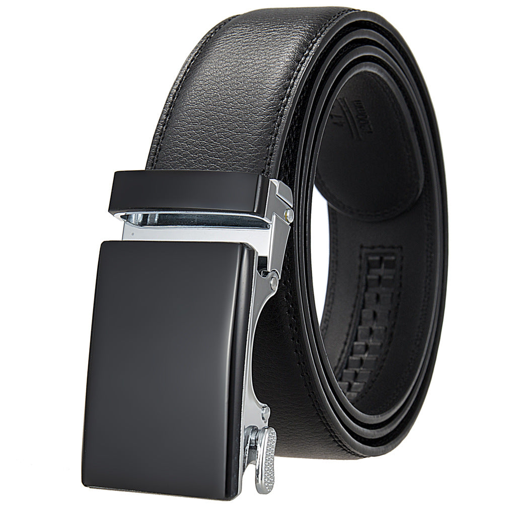 Ceinture Étoile 20 pour homme en cuir noir avec boucle rectangulaire automatique mate.