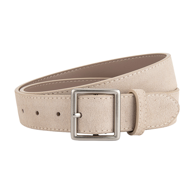 Ceinture Évangéline en cuir effet daim blanc cassé, avec une boucle ardillon carrée en métal argenté.