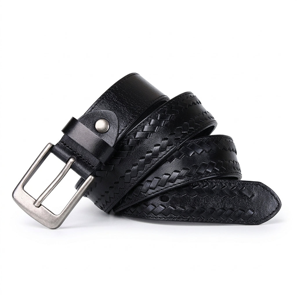 Ceinture homme Giverny en cuir pleine fleur de vachette noir avec motif tressé artisanal et boucle ardillon carrée en métal argenté vieilli