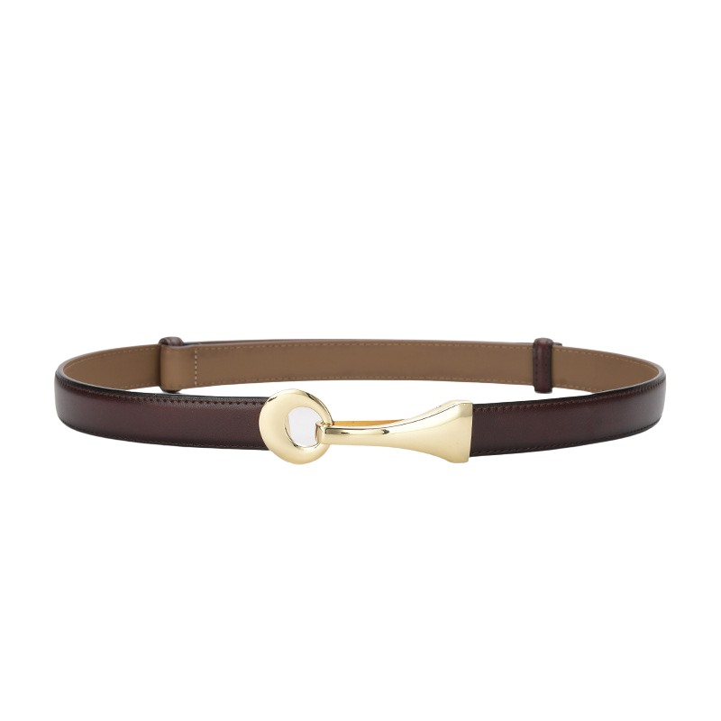 Ceinture femme Iris en cuir refendu marron avec boucle ovale dorée et passant en métal.