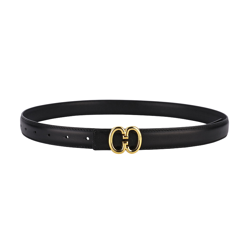 Ceinture femme Isadora noire en cuir pleine fleur avec boucle double G dorée et système de fermeture crochet clou.