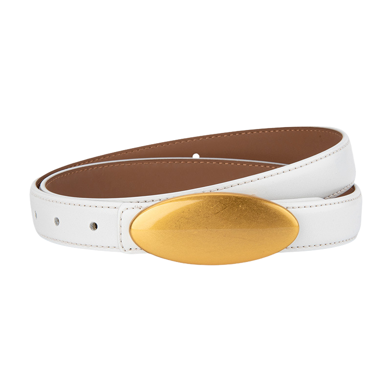 Ceinture femme Lætitia blanche en simili cuir avec une boucle ovale dorée mate texturée.