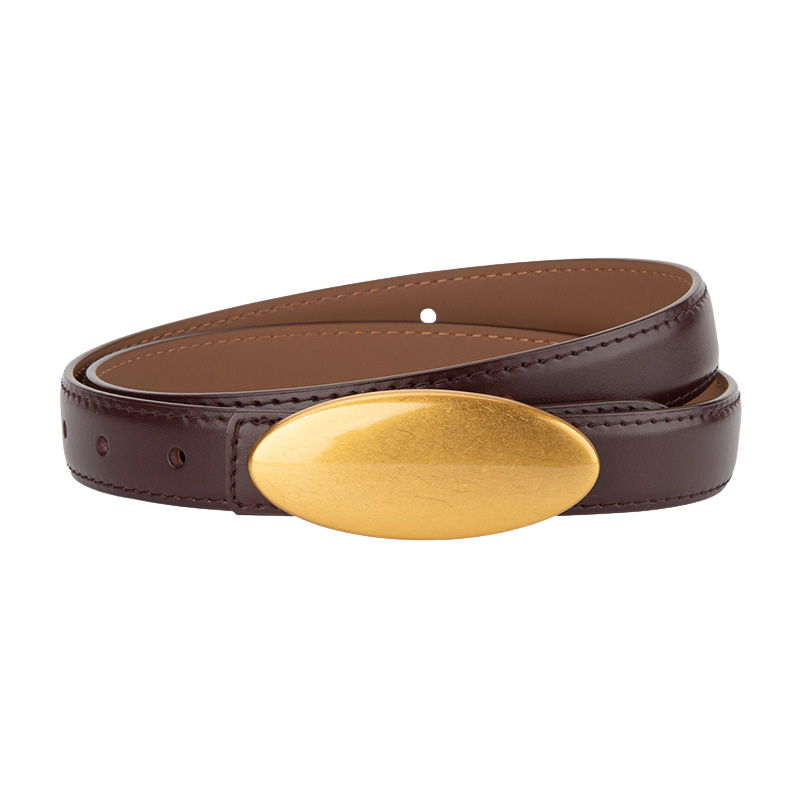 Ceinture femme Lætitia en simili cuir marron avec une boucle dorée ovale allongée et texturée. La ceinture est vernie et présente des coutures discrètes.