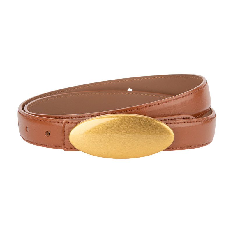 Ceinture femme Lætitia en simili cuir marron clair avec une boucle dorée mate ovale allongée, style bohème.