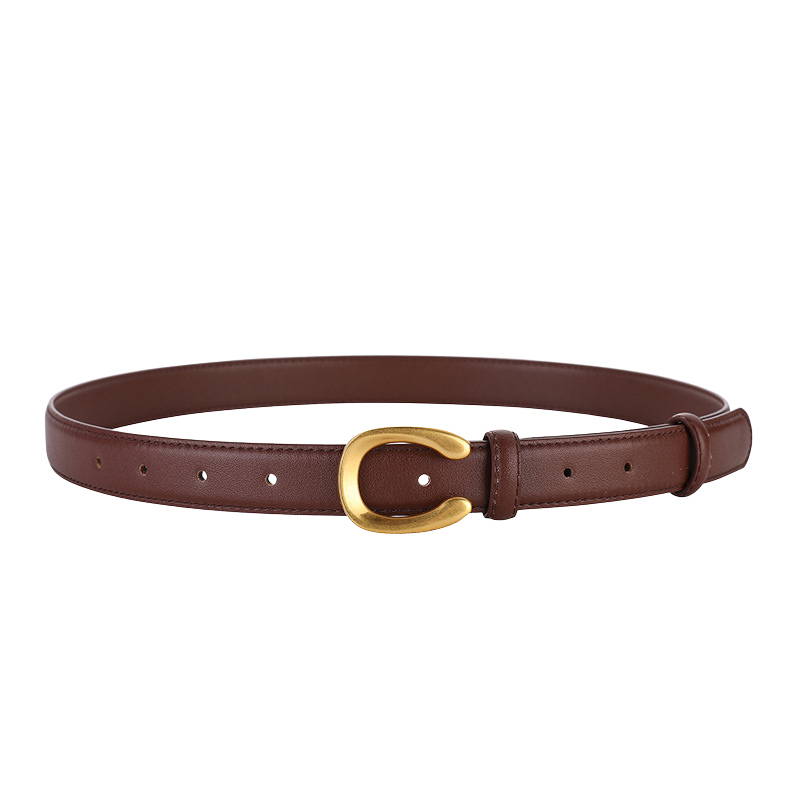 Ceinture femme Lauriane en cuir marron avec boucle dorée en forme de C.