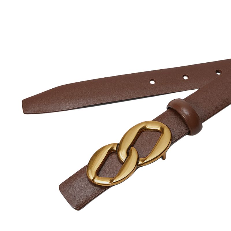 Ceinture femme Laurine en cuir marron avec boucle dorée stylisée en forme de maillons entrelacés.