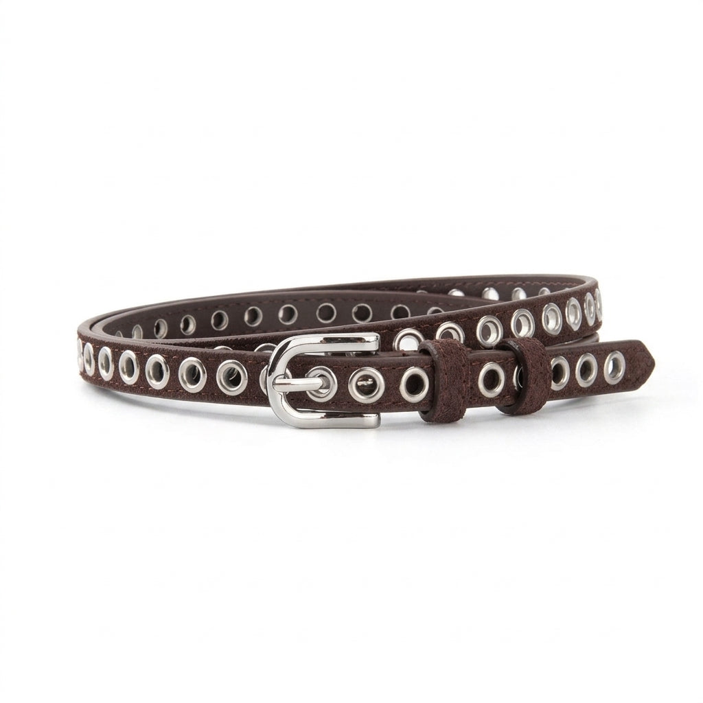Ceinture fine pour femme Léonie en cuir marron avec œillets métalliques ronds et boucle ardillon ovale argentée