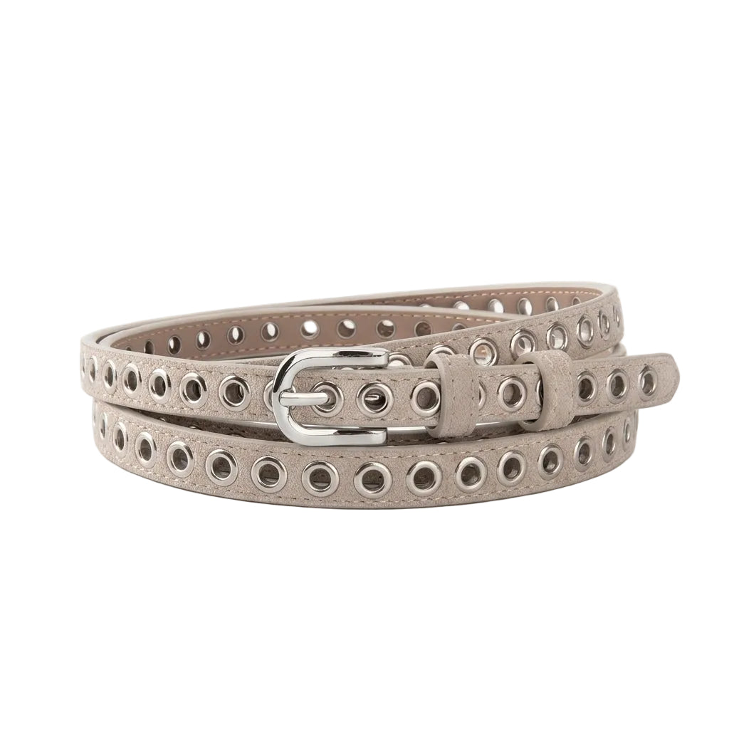 Ceinture fine pour femme Léonie en cuir beige avec œillets métalliques ronds et boucle ardillon ovale argentée