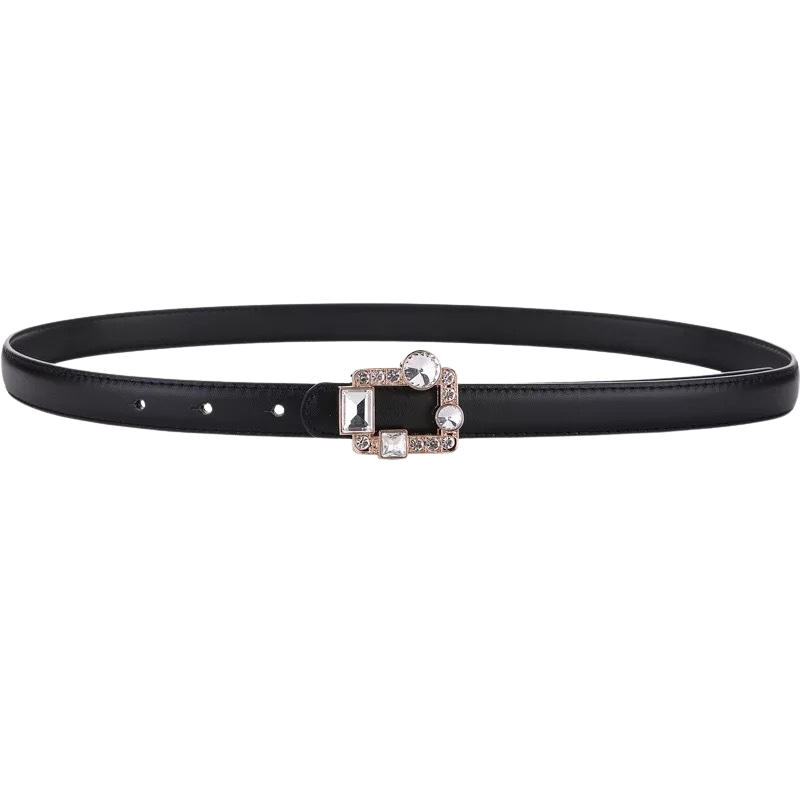 Ceinture fine noire Liberté en cuir pleine fleur avec boucle rectangulaire ornée de pierres brillantes.
