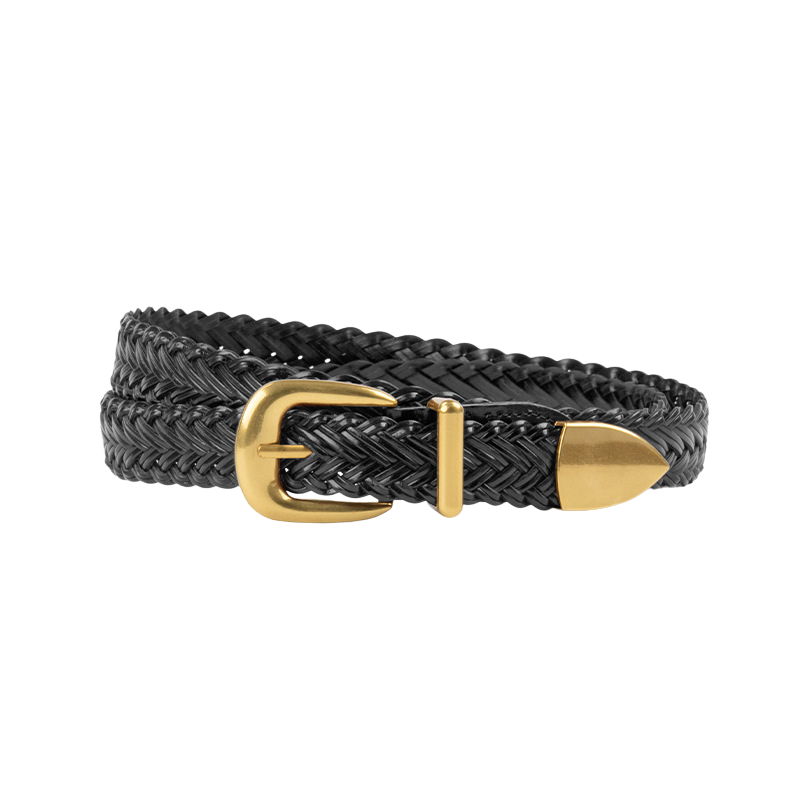 Ceinture fine Lison en simili-cuir tressé noir avec boucle ardillon dorée en forme de demi-lune et embout doré pointu.