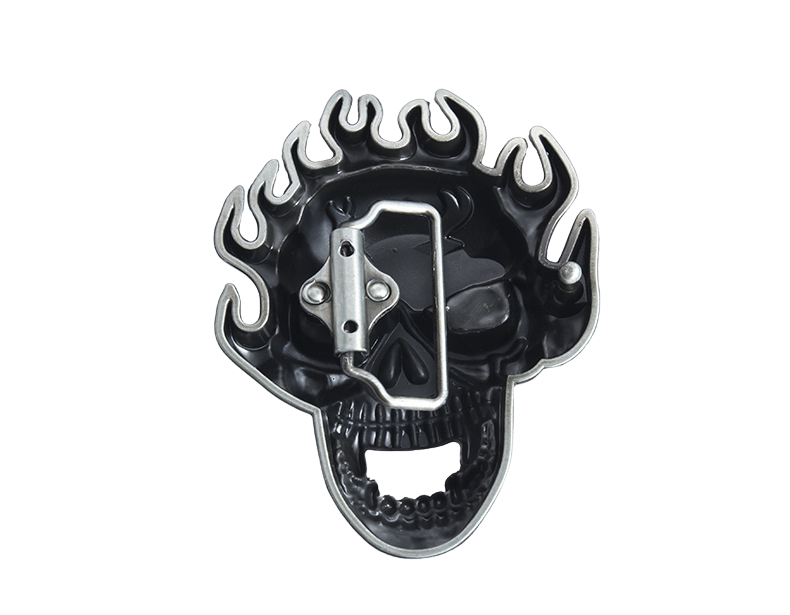 Boucle de ceinture pour homme Lou Rebel en forme de crâne enflammé 3D avec finition argentée et noire.