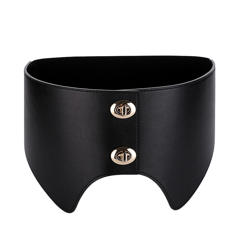 Ceinture Margaux noire extra large pour femme, en cuir nubuck lisse, avec fermeture à bouton pression et boucle ovale dorée.