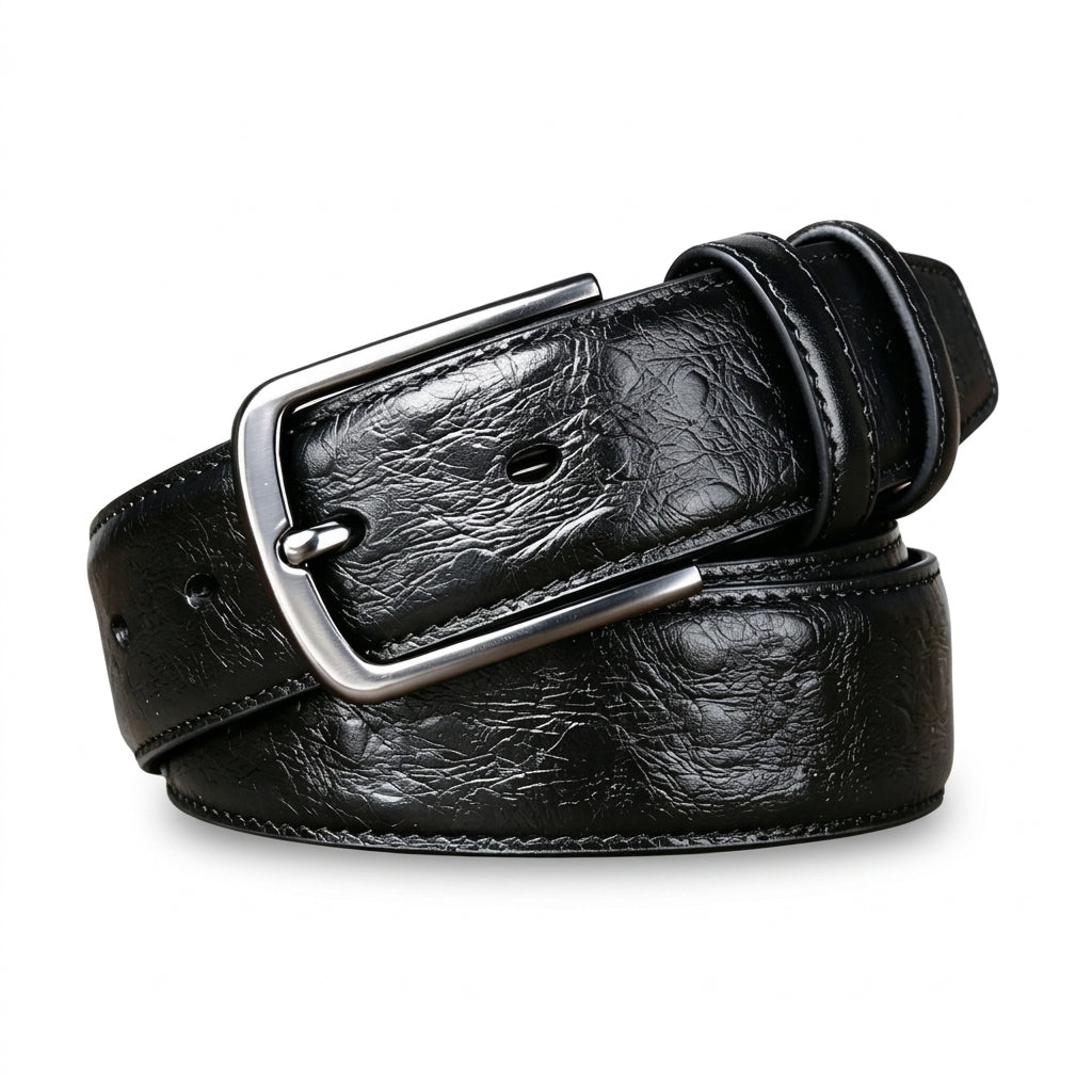 Ceinture homme Valmy en cuir de vachette pleine fleur noir avec motif autruche en relief et boucle ardillon carrée argentée sur fond blanc