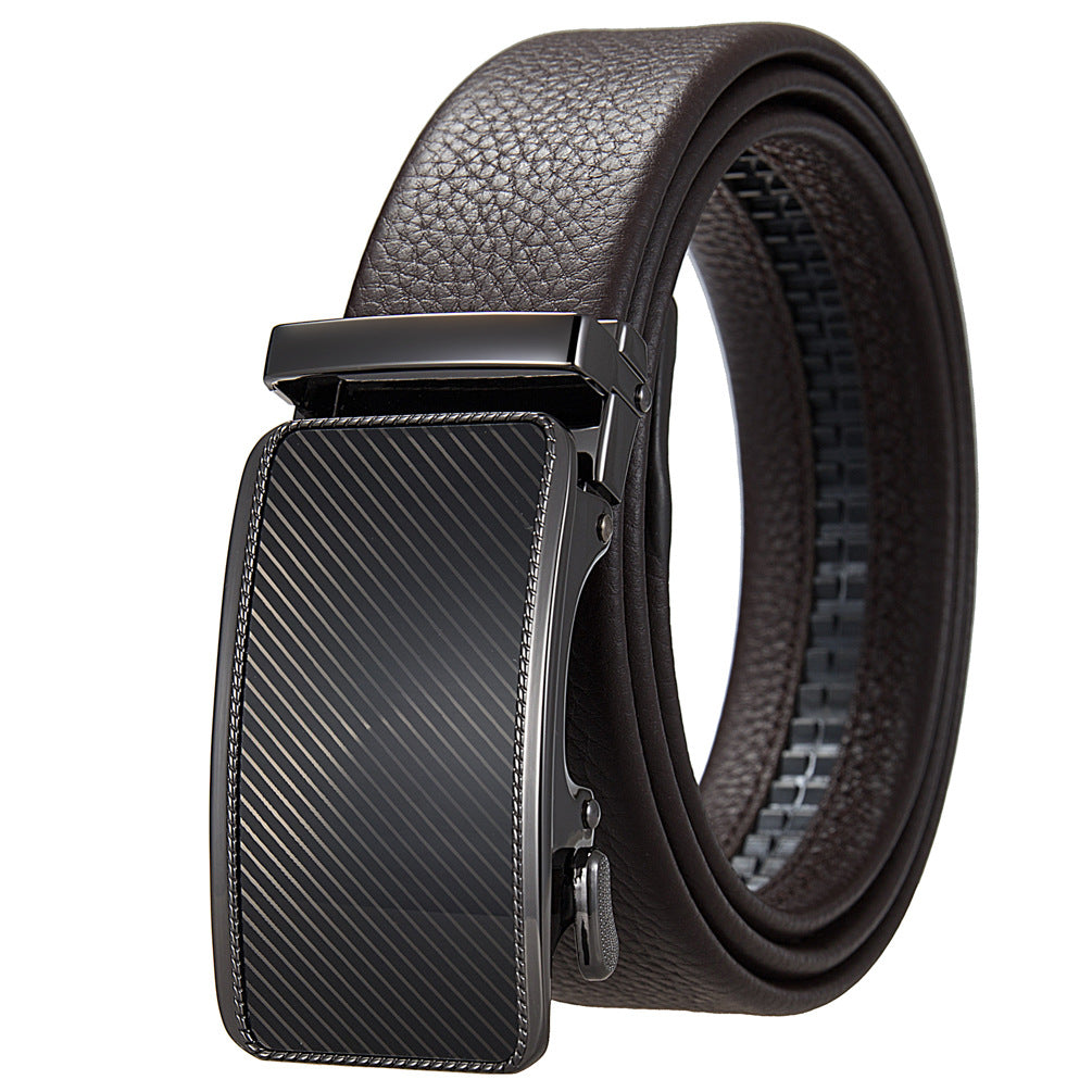 Ceinture homme Max Cuir marron avec boucle automatique rectangulaire rayée oblique et lanière en cuir texturé #fullwidth