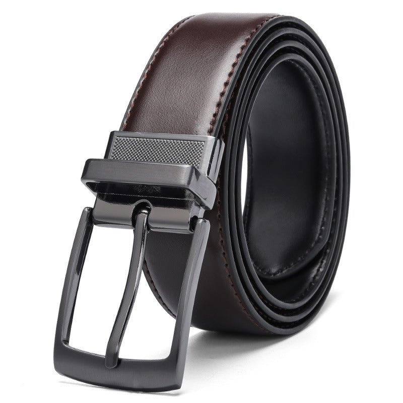 Ceinture NilsLux pour homme en cuir refendu marron avec boucle rectangulaire rotative en alliage sombre.