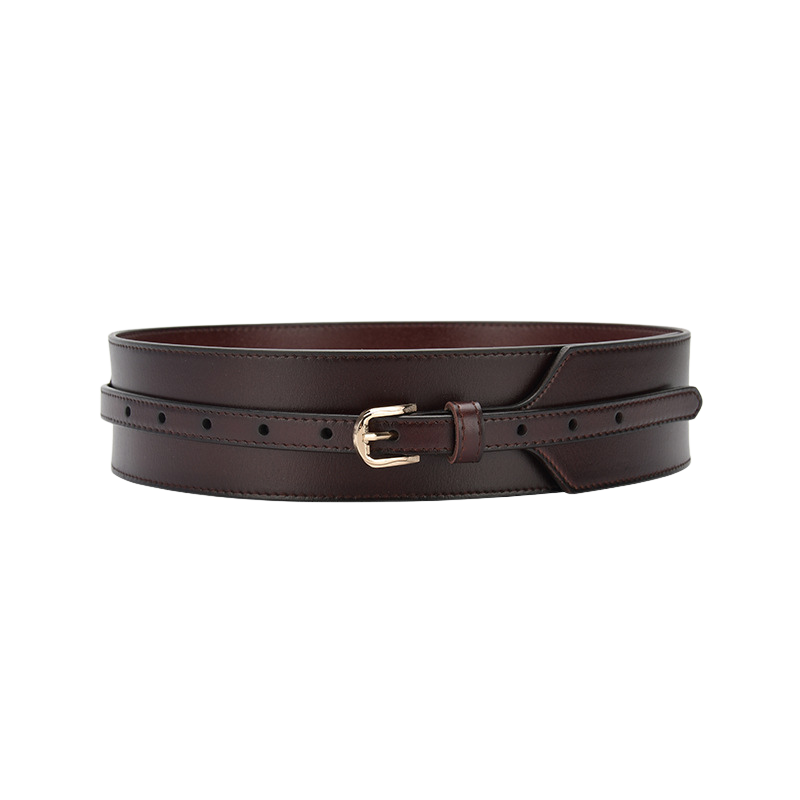 Ceinture femme Noble en cuir marron foncé avec boucle ardillon dorée, finition lisse et design deux couches.