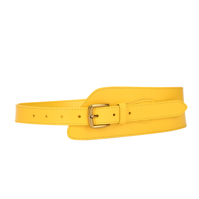 Ceinture large et structurante Opulence jaune en cuir de vachette avec boucle carrée dorée et fini lisse.