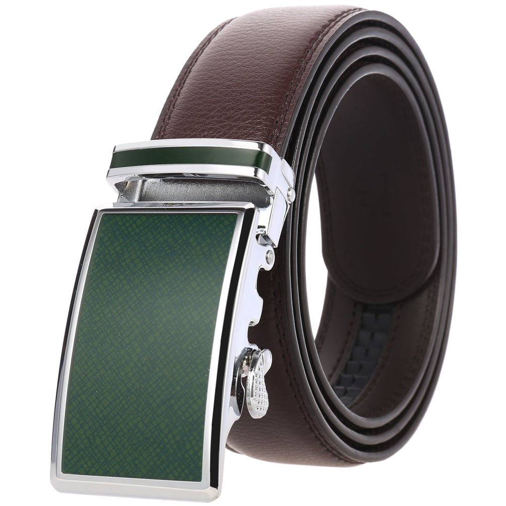 Ceinture Parisien 20 pour homme, cuir marron avec boucle automatique rectangulaire argentée et insert vert texturé, largeur 3,5 cm.