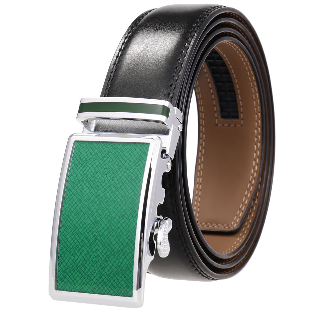 Ceinture pour homme Parisien 95 en cuir noir avec boucle automatique argentée et insert vert texturé.