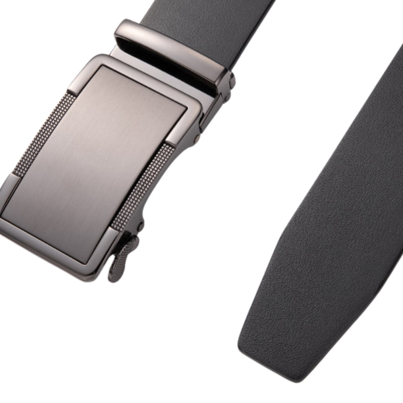 Ceinture Pascal Lux 95 pour homme, en cuir noir avec boucle automatique en alliage bronze foncé, détail grainé sur le cuir.