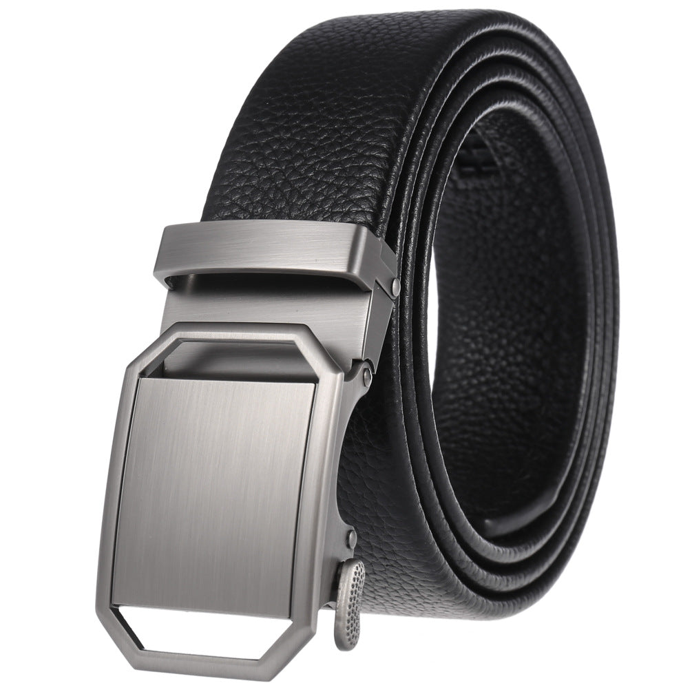 Ceinture Paul pour homme en cuir noir avec boucle rectangulaire automatique en métal mat argenté.