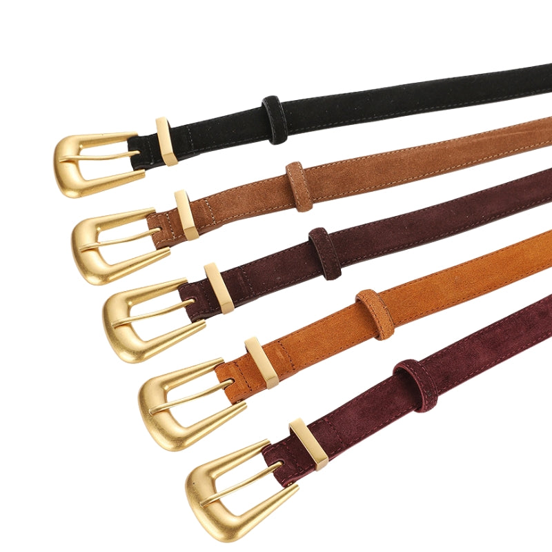 Ceintures pour femme Pauline 1 en cuir suédé mat avec boucle ardillon dorée, disponibles en noir, marron clair, bordeaux et camel. Style vintage.