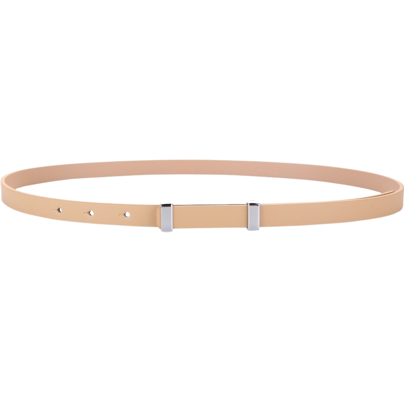 Ceinture fine beige Quintessence en cuir lisse avec boucle argentée rectangulaire plate.