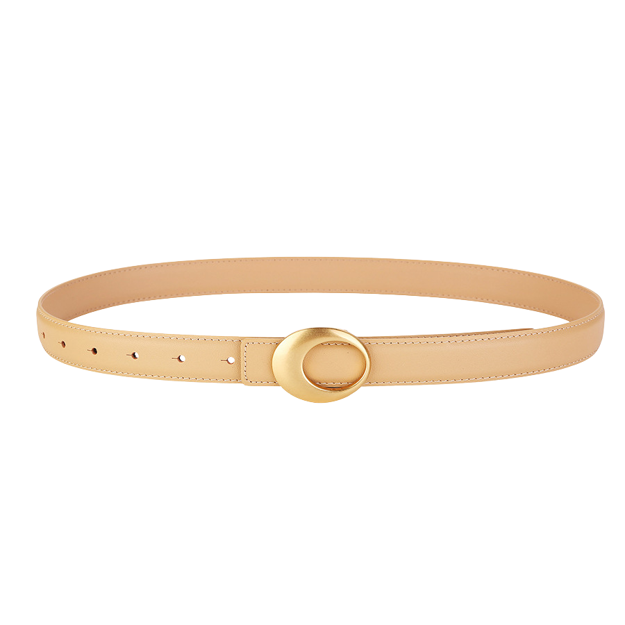 Ceinture femme Rosalie en cuir pleine fleur beige avec boucle ovale dorée asymétrique.