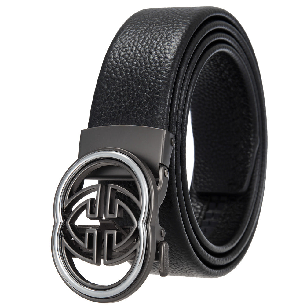 Ceinture pour homme Sacha Lux3 en cuir noir texturé avec boucle automatique argentée ornée d'un logo GG stylisé.