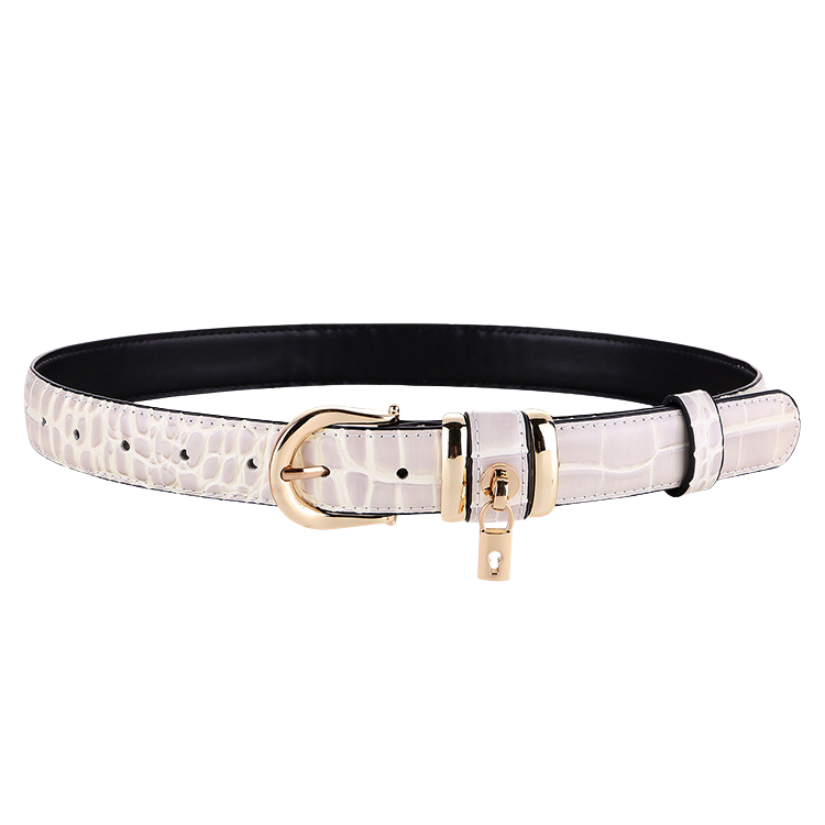 Ceinture Saphir blanche à effet croco verni avec boucle ardillon dorée et cadenas décoratif