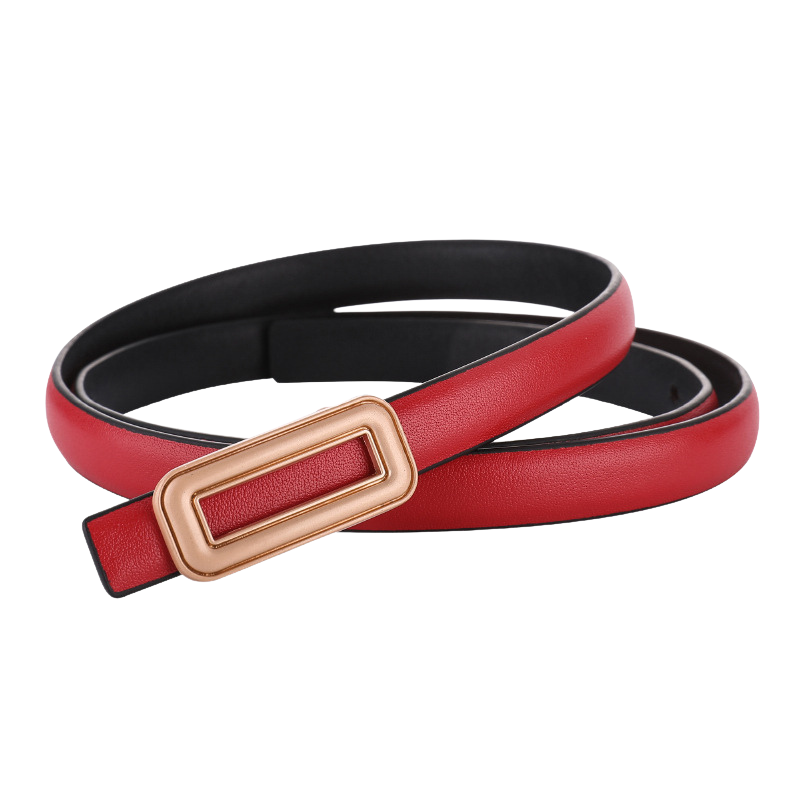 Ceinture fine rouge Sidonie en cuir avec boucle rectangulaire dorée.