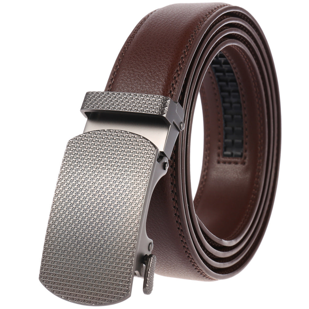 Ceinture homme Turbigo en cuir marron foncé avec boucle automatique rectangulaire grise à finition vintage décorative.