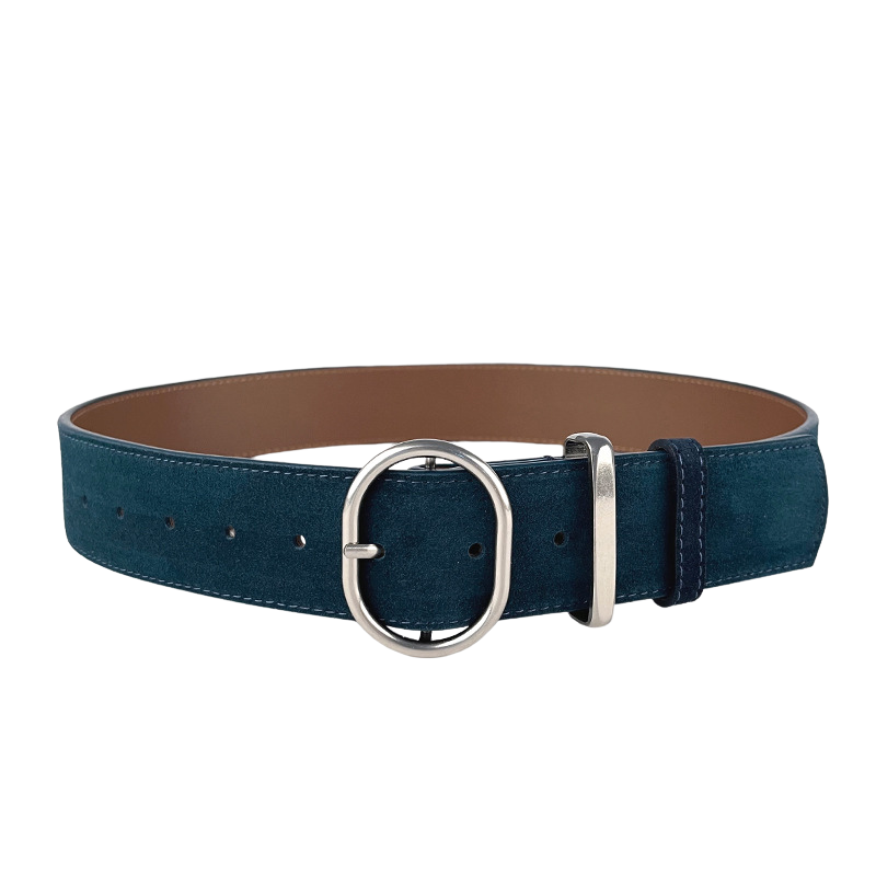 Ceinture large femme Valérie 2 en cuir de vachette bleu, finition daim, boucle ardillon ovale argenté.