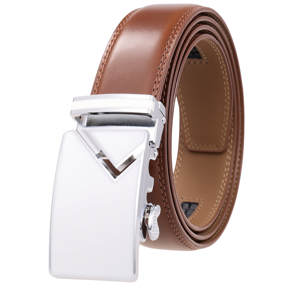 Ceinture homme Versailles 95 en cuir marron avec boucle automatique argentée et décor chromé.