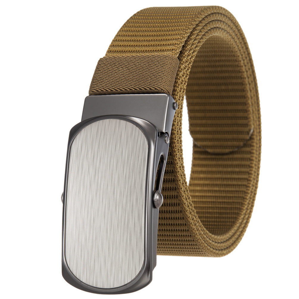 Ceinture homme Zola 2 en tissu texturé couleur camel avec boucle automatique rectangulaire en alliage gris à finition brossée.