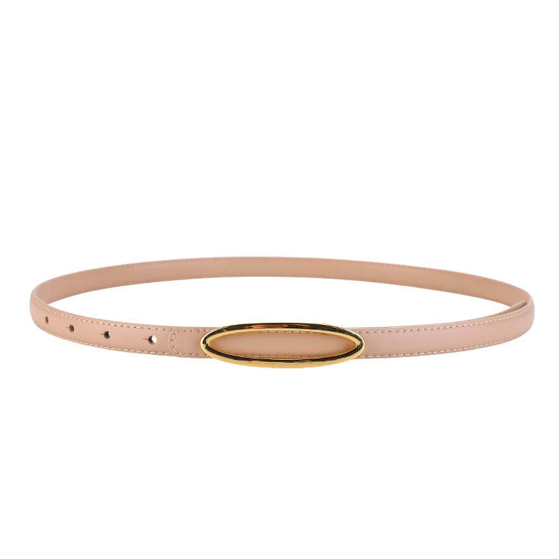 Ceinture fine Apolline en cuir beige avec une boucle ovale allongée dorée minimaliste.