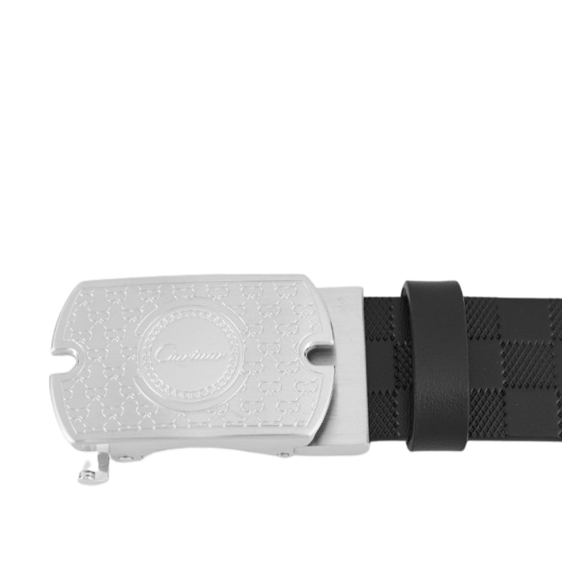 Ceinture Bretagne pour homme, cuir pleine fleur noir avec boucle ardillon rectangulaire argentée gravée et motif embossé.