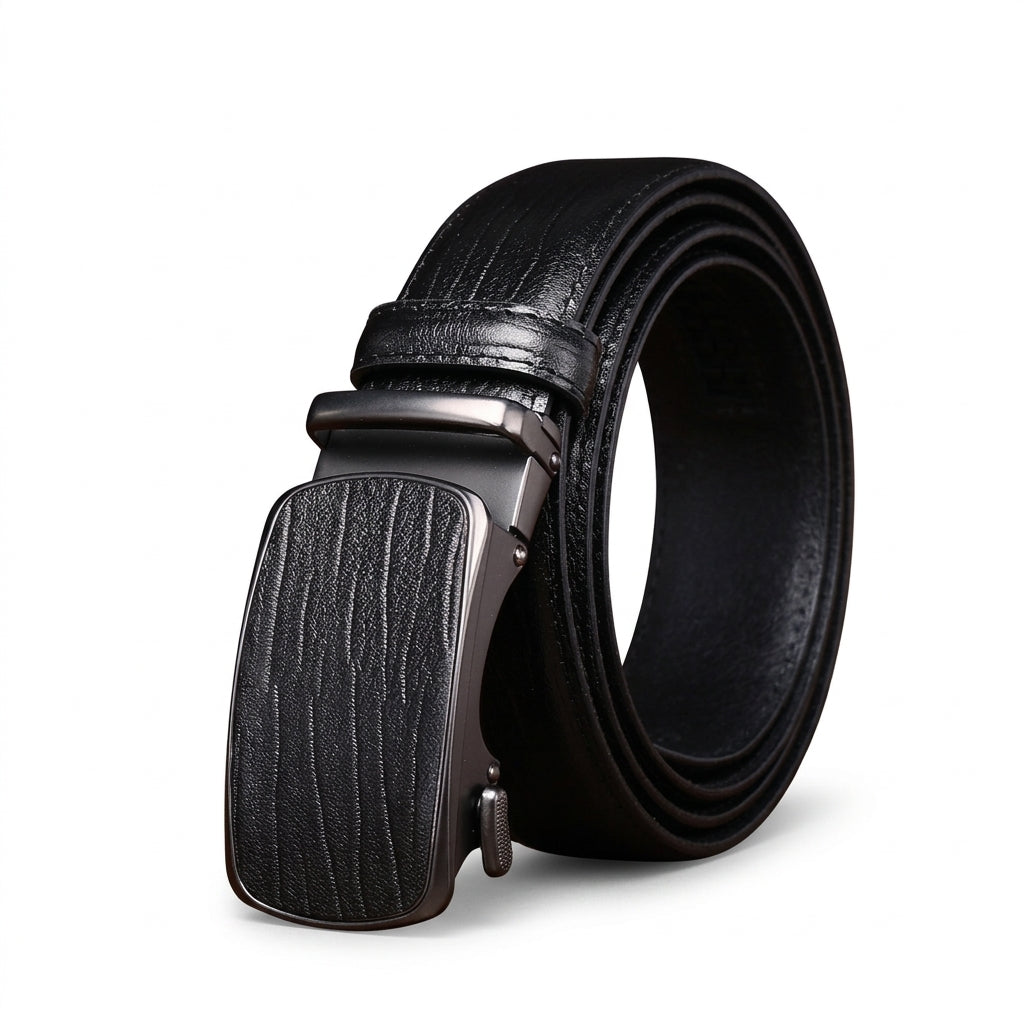 Ceinture homme Colbert en cuir pleine fleur noir avec boucle automatique rectangulaire et insert texturé, design élégant pour un style chic décontracté.