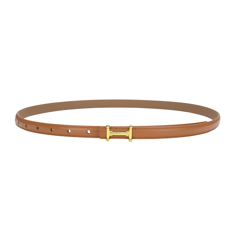 Ceinture fine en cuir marron clair pour femme, modèle Diamantine, avec boucle dorée en forme de H.